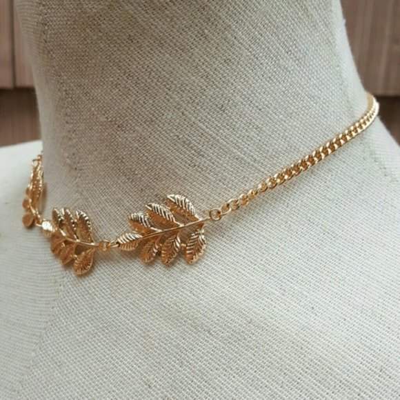 Gold Tone Leaf Boho Greek Goddess Choker Necklace - Picture 2 of 16